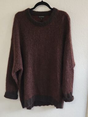 Minimalist Quiet Luxury Banana Republic Italian Yarn Alpaca Blend Knit Sweater